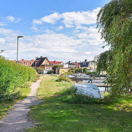 Cozy Home In Karlskrona With Kitchen Esterno foto