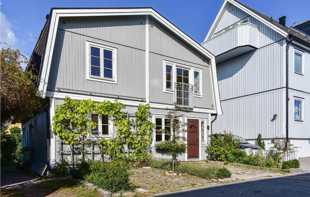 Cozy Home In Karlskrona With Kitchen Esterno foto