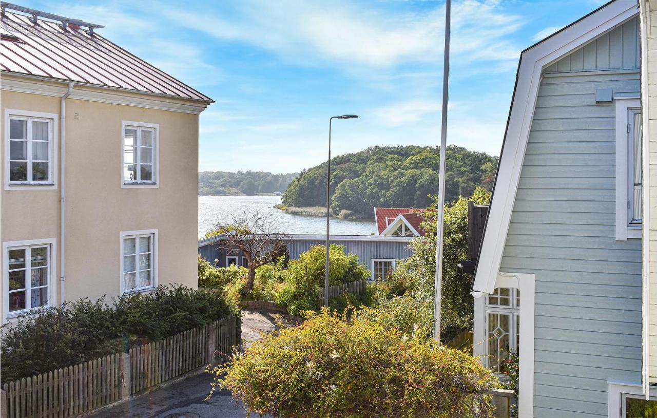 Cozy Home In Karlskrona With Kitchen Esterno foto